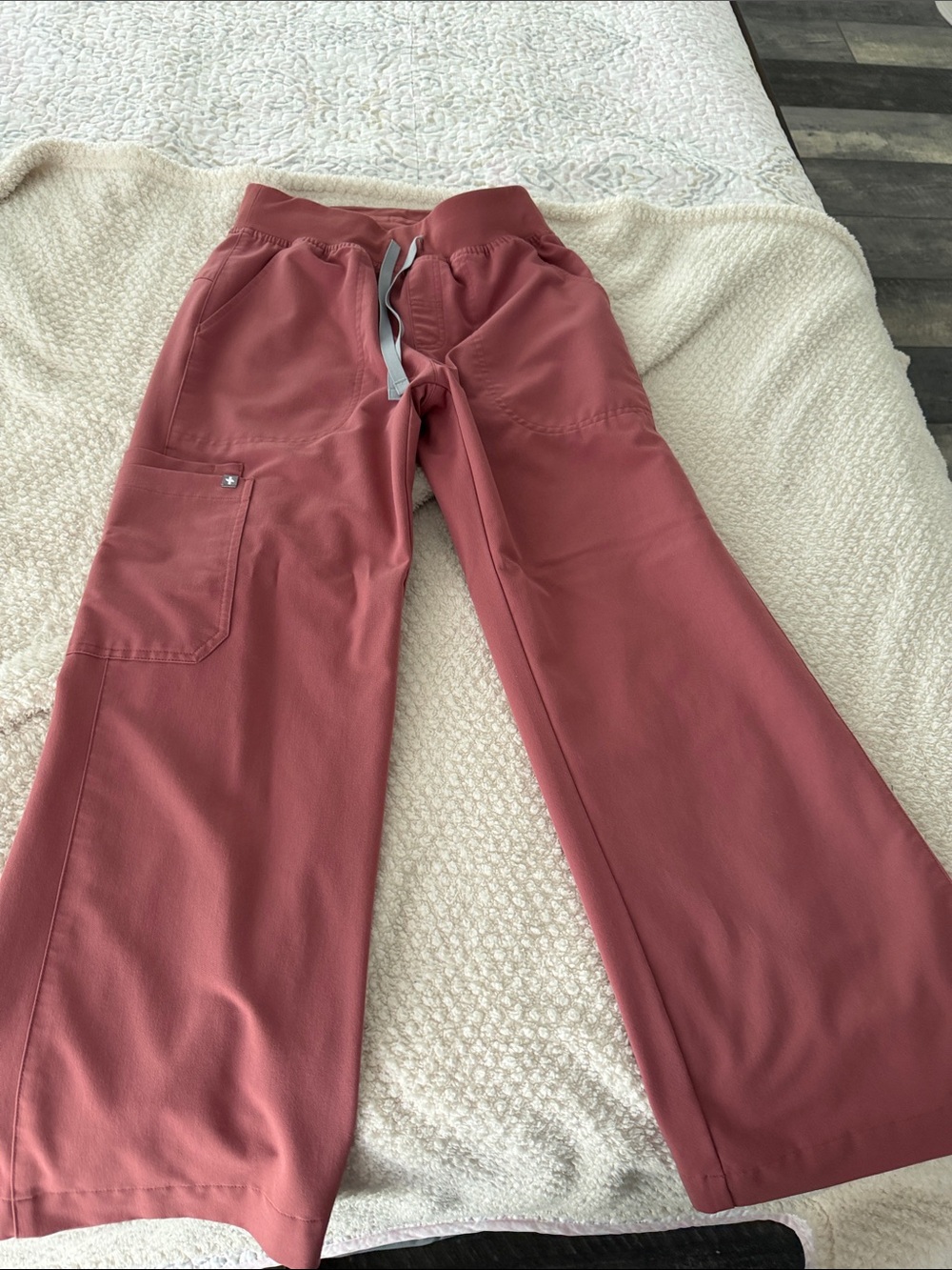Figs Women’s Isabel High Rise Wide Leg in Dusty Rose